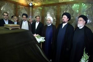 مراسم تجدید پیمان اعضای هیت دولت با آرما ن های امام خمینی (ره)