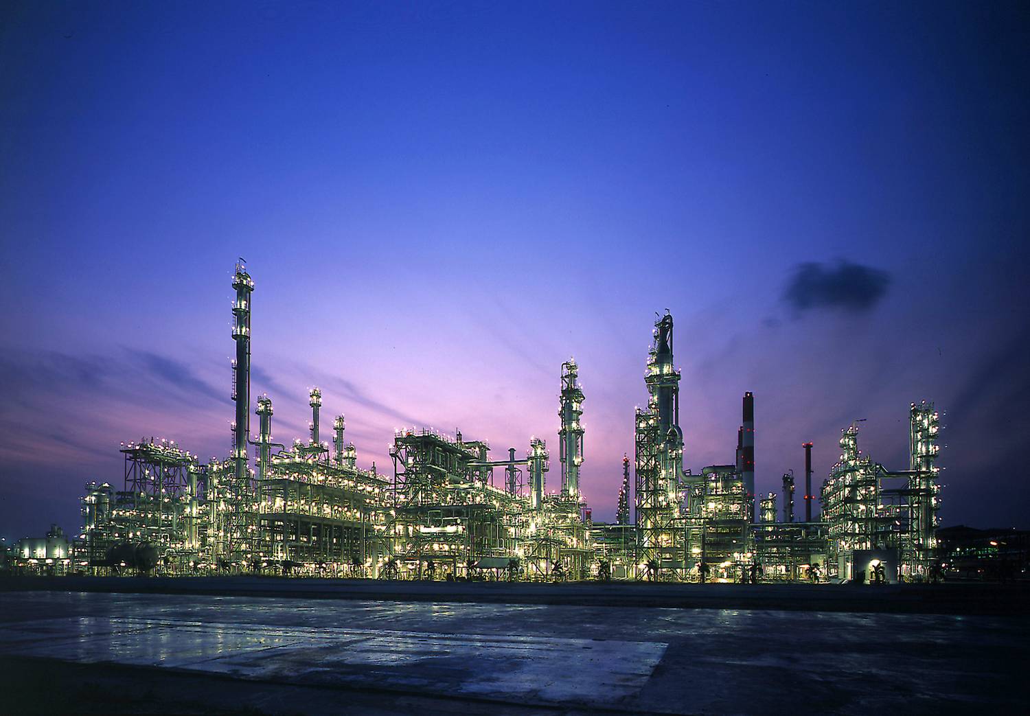 فرصت طلایی برای صنعت گاز ایران با افزایش صادرات LNG آمریکا
