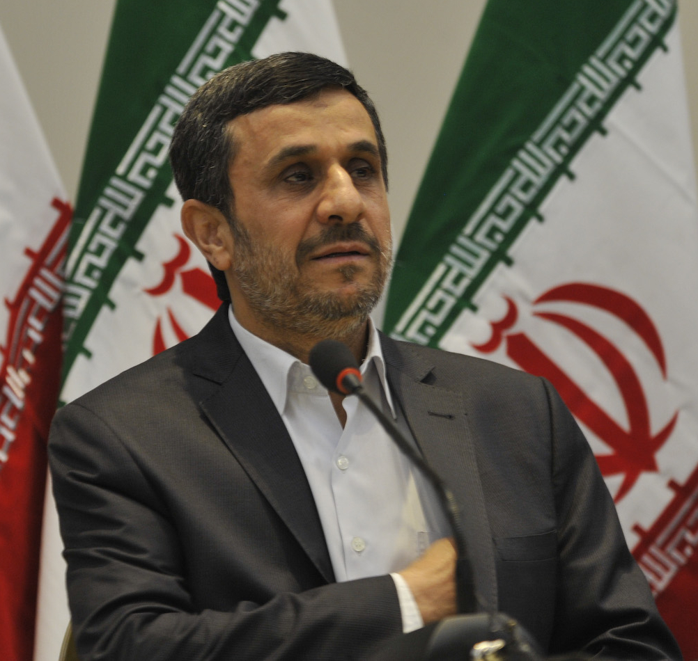 شکایت احمدی نژاد از رئیس دادگاه ویژه روحانیت