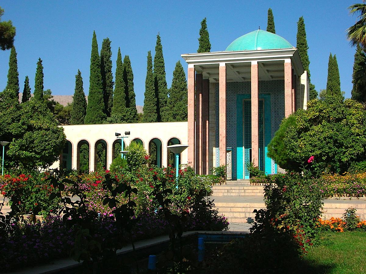 سعدی و هوگو در تهران همنشین شدند/ روز گرامیداشت صاحب بوستان و گلستان