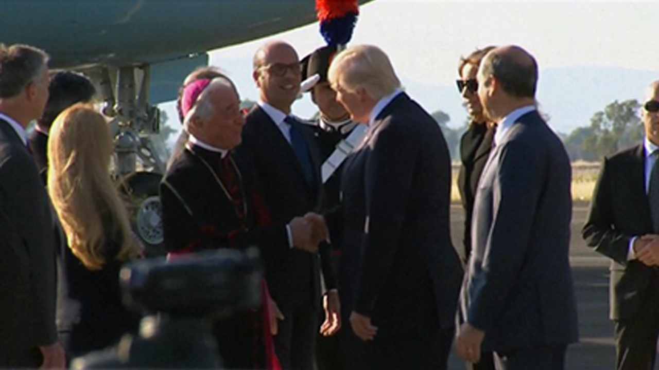 رئیس جمهور آمریکا برای دیدار با مقامات ایتالیایی وارد رُم شد