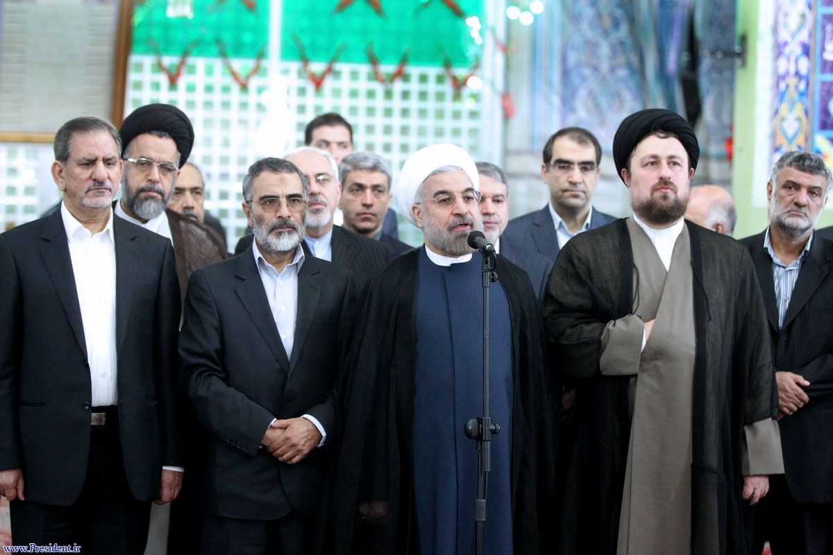 روحانی در حرم امام خمینی(ره) بمناسبت دوم خرداد