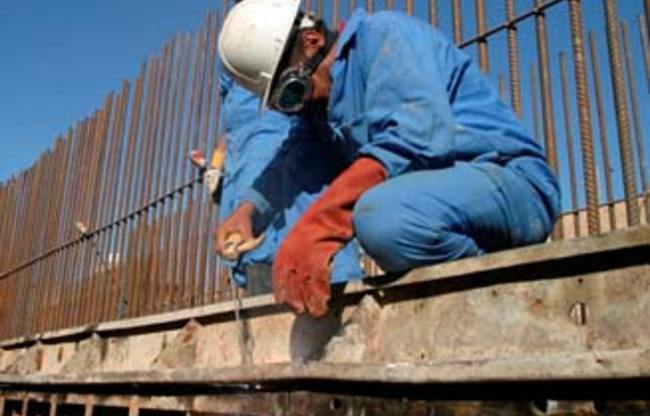 وزارت تعاون، کار و رفاه اجتماعی حامی کارگران ساختمانی