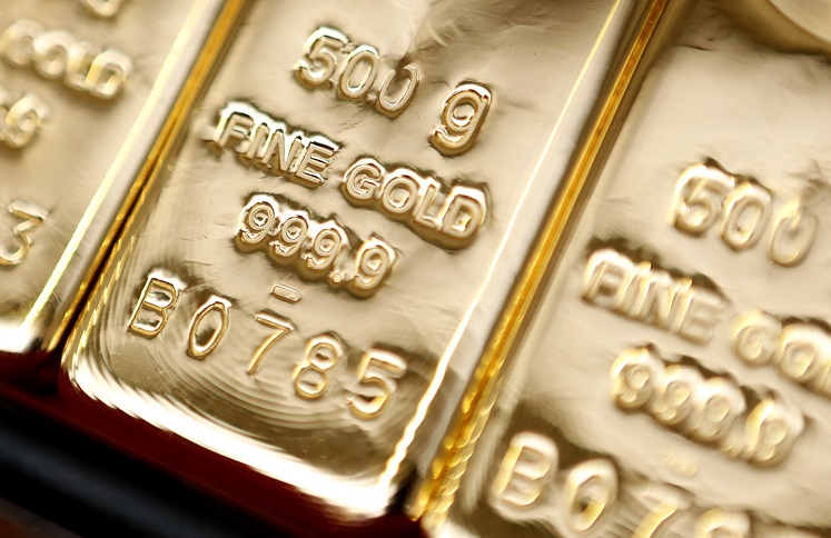 بازار جهانی طلا با کاهش قیمت هفته را آغاز کرد