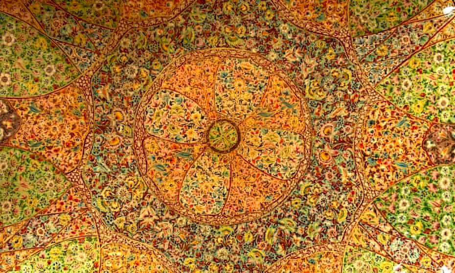 مهارت رو به زوال هنرمندان پاپیه-ماشه در سرزمین اسلامی کشمیر | هنری در آستانه ناپدید شدن