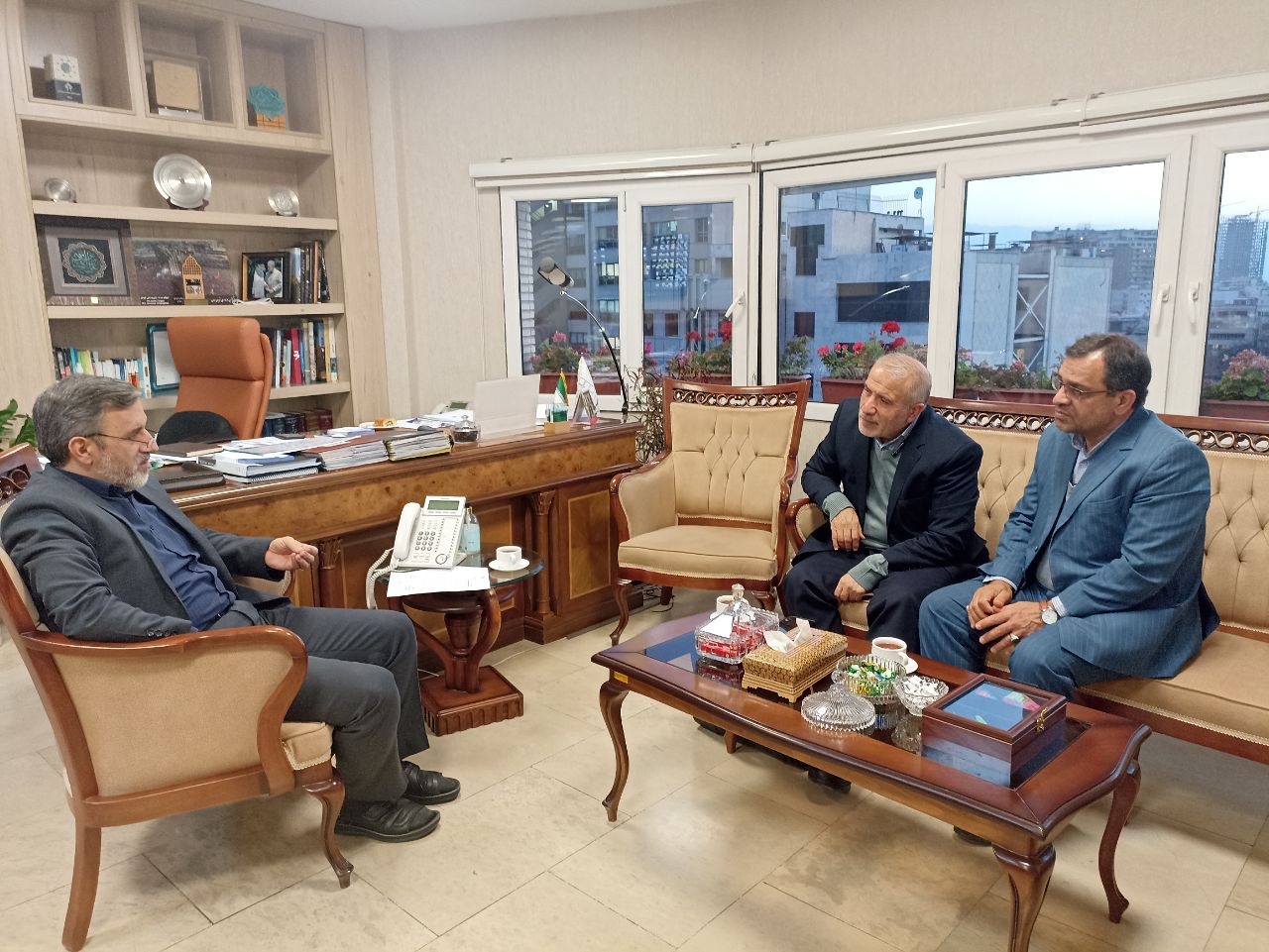 دیدار فرماندار شهرستان بهشهر با مدیر عامل شرکت باز آفرینی شهری ایران