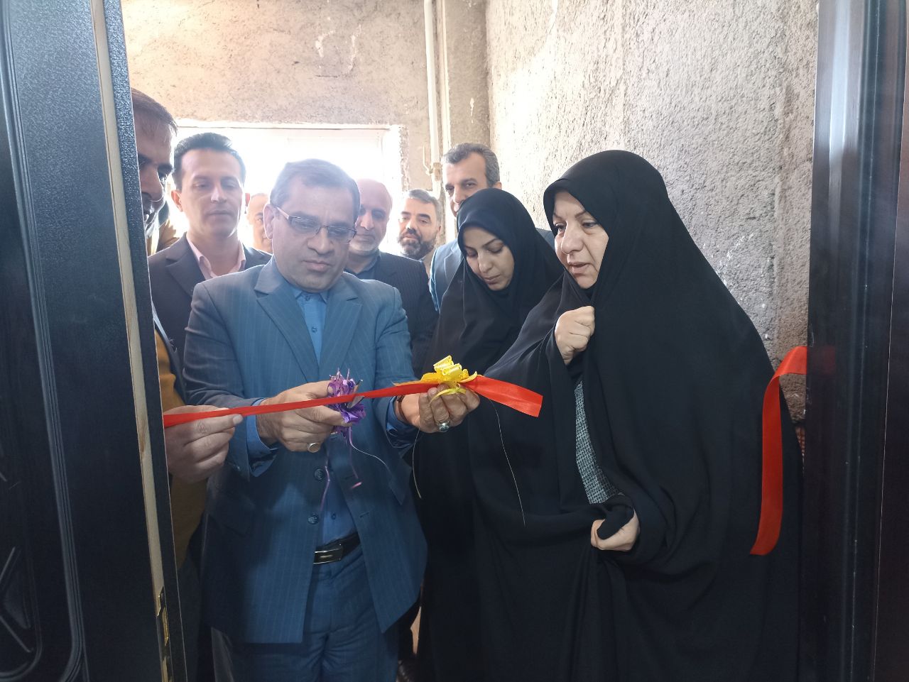 افتتاح مسکن و طرح های بهزیستی بهشهر در دهه فجر