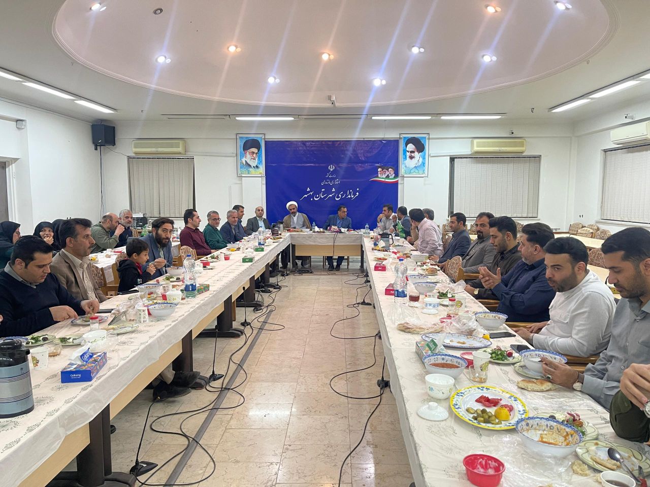 برگزاری مراسم ضیافت افطاری کارکنان فرمانداری بهشهر