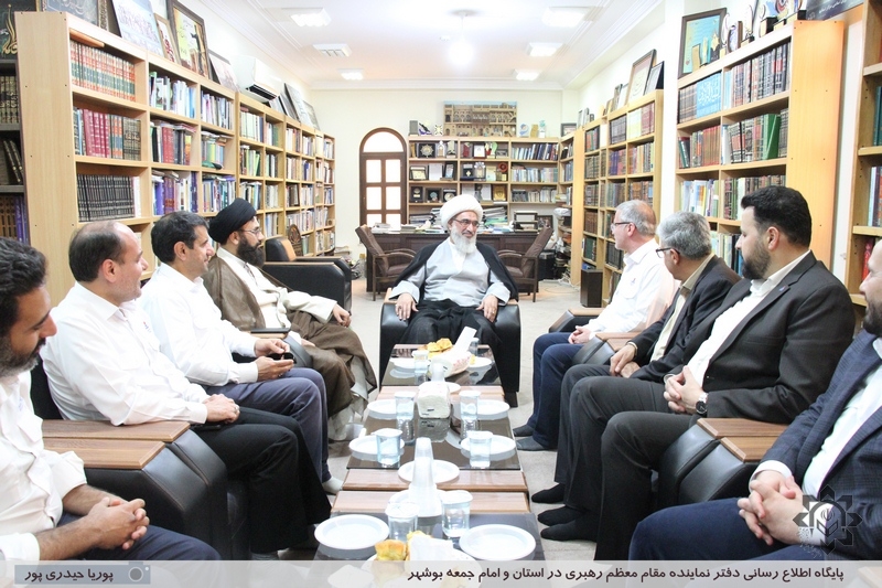دیدار مدیرعامل شرکت نفت و گاز پارس با نماینده ولی فقیه در استان بوشهر