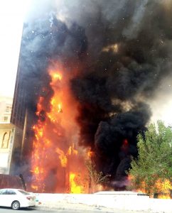 هتل زائران ایرانی در کربلا آتش گرفت / یک زائر ایرانی جان باخت